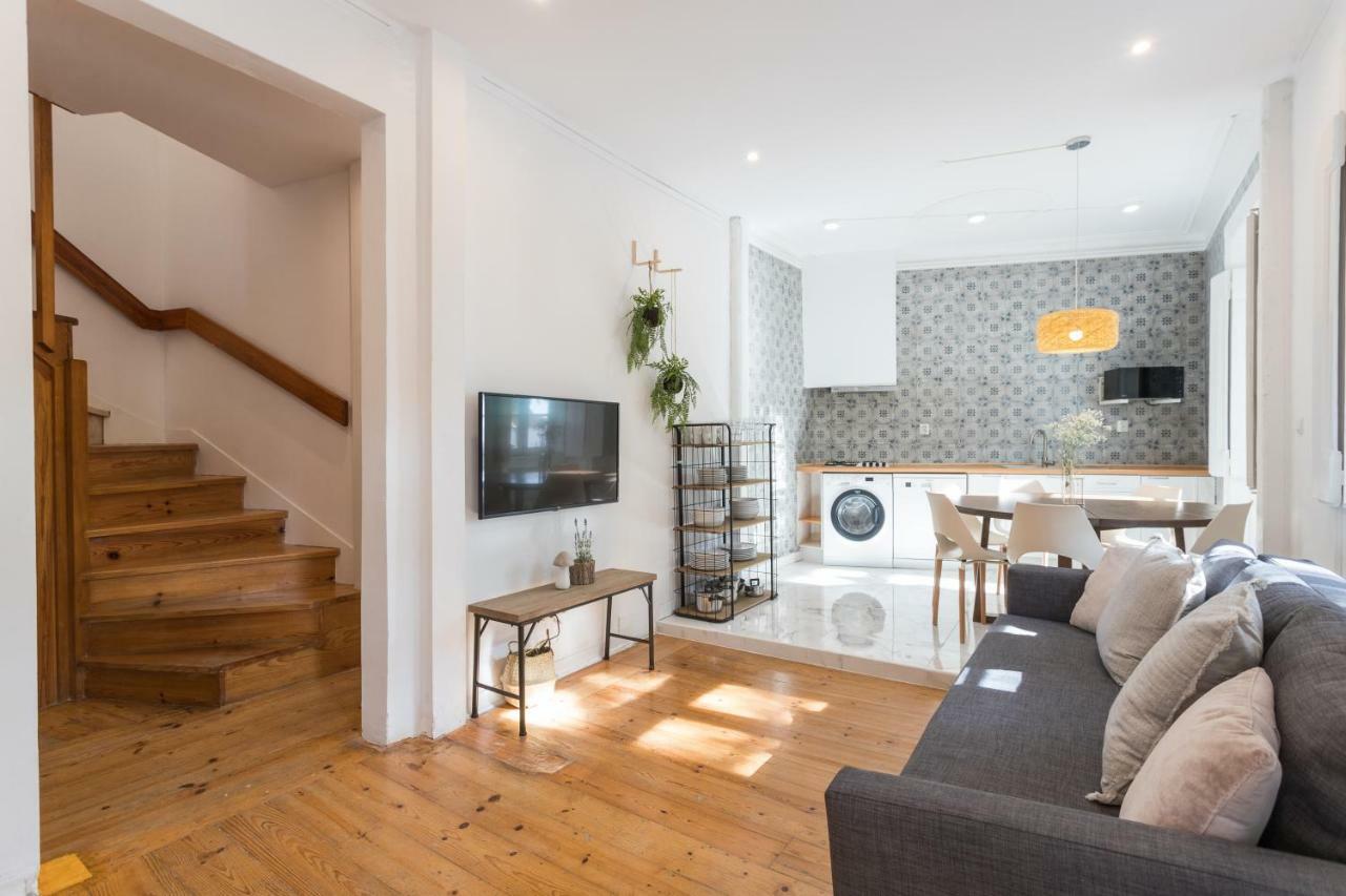Alfama Tale Four-Bedroom Apartment W/ River View - By Lu Holidays Lisbon Exterior photo