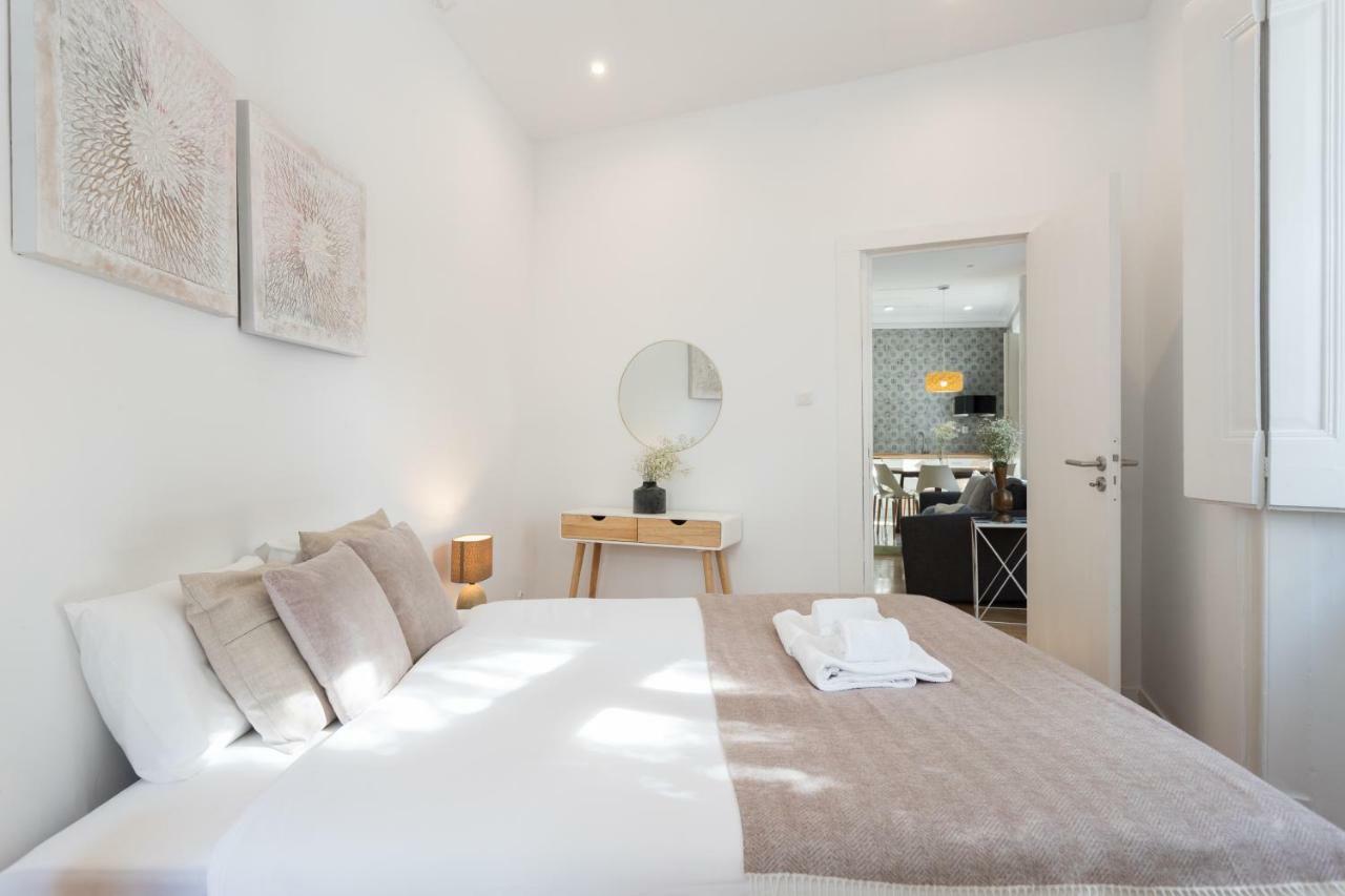 Alfama Tale Four-Bedroom Apartment W/ River View - By Lu Holidays Lisbon Exterior photo